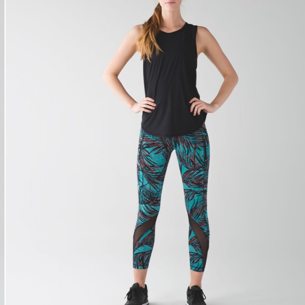 Lululemon inspire tight II size 4
